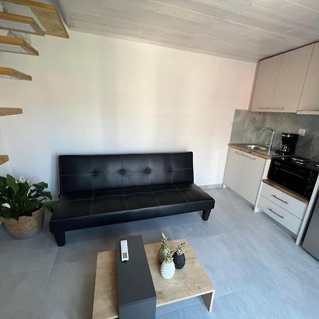 Vespista Boutique Apartment Скиатос Екстериор снимка