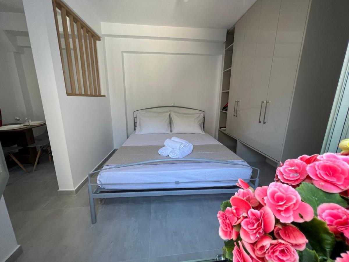 Vespista Boutique Apartment Скиатос Екстериор снимка