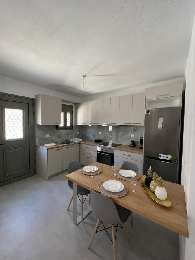 Vespista Boutique Apartment Скиатос Екстериор снимка