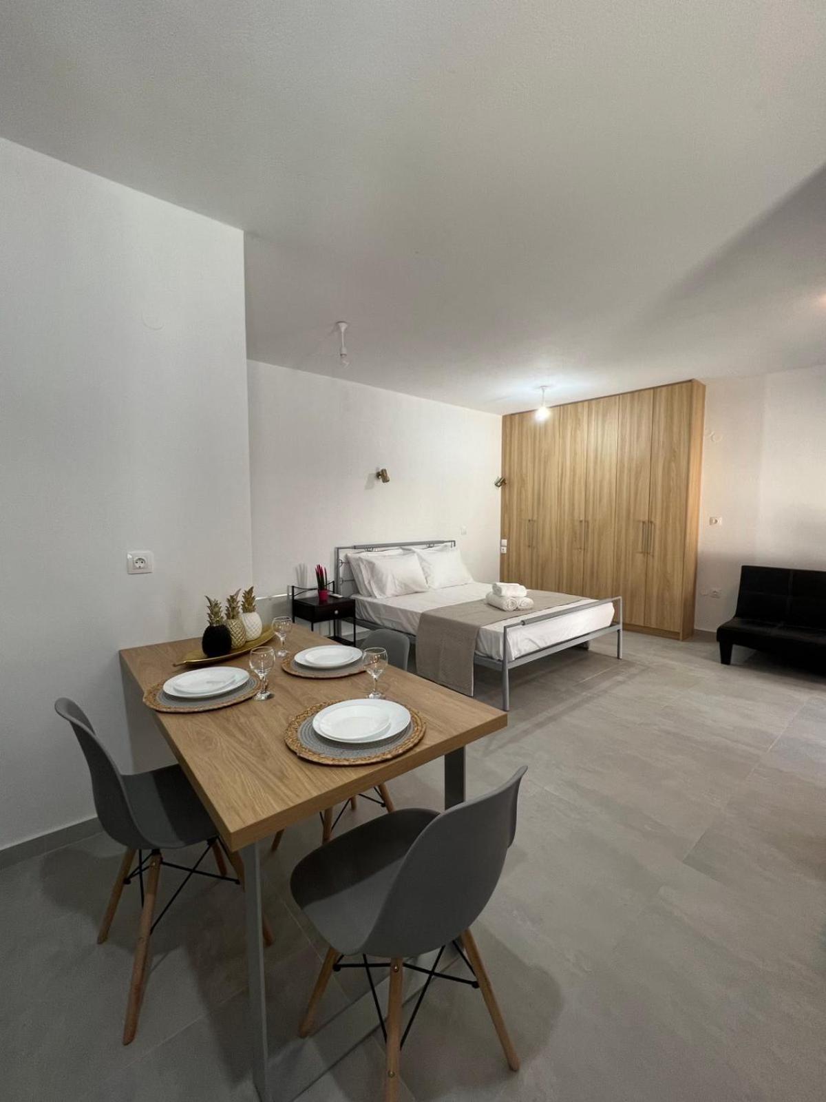 Vespista Boutique Apartment Скиатос Екстериор снимка