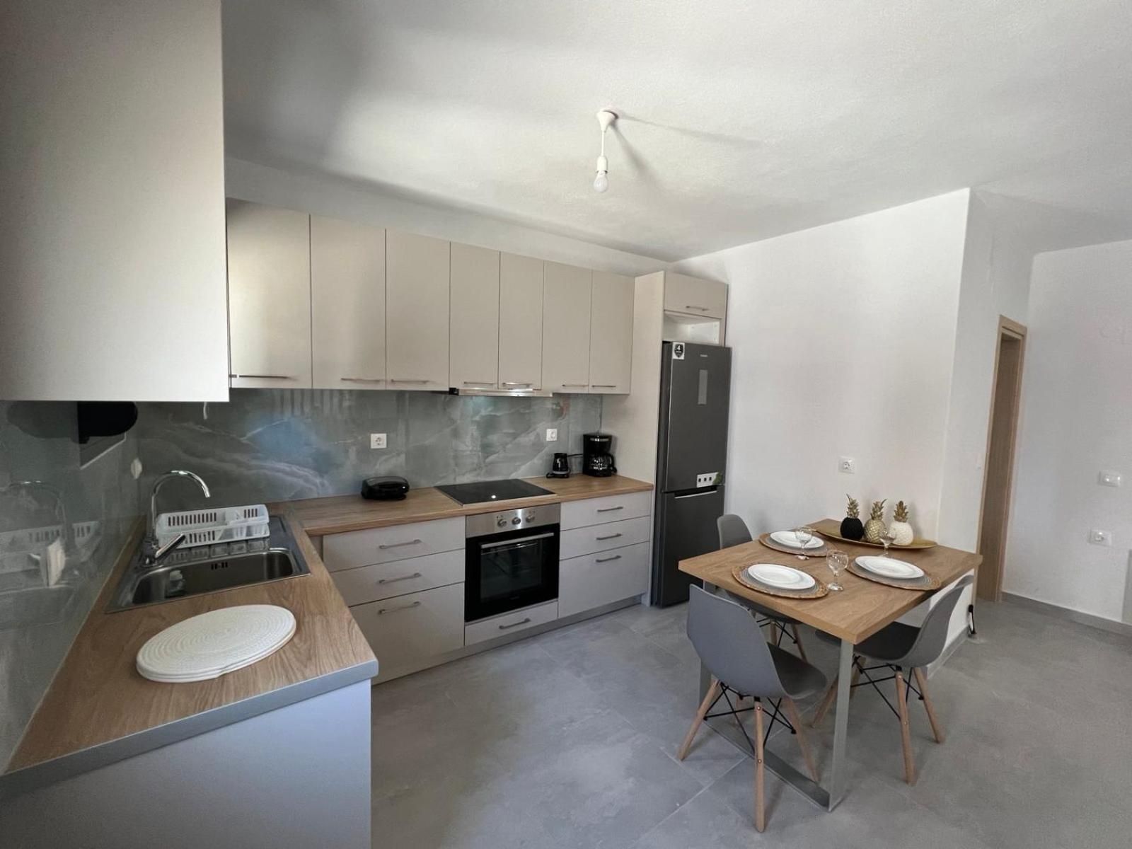 Vespista Boutique Apartment Скиатос Екстериор снимка