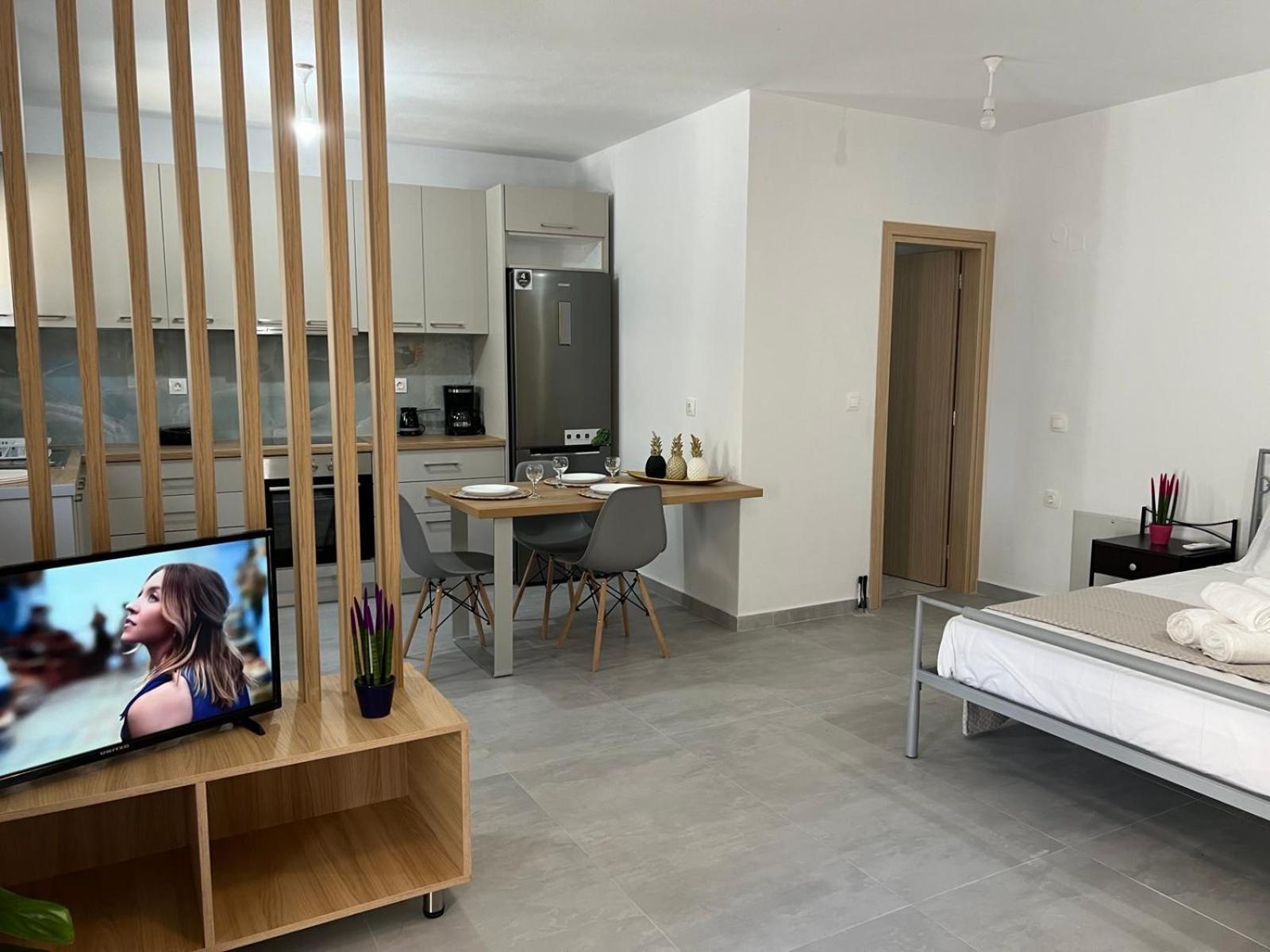 Vespista Boutique Apartment Скиатос Екстериор снимка